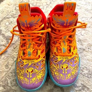 Puma x Lamelo Boys basketball shoes  4.5